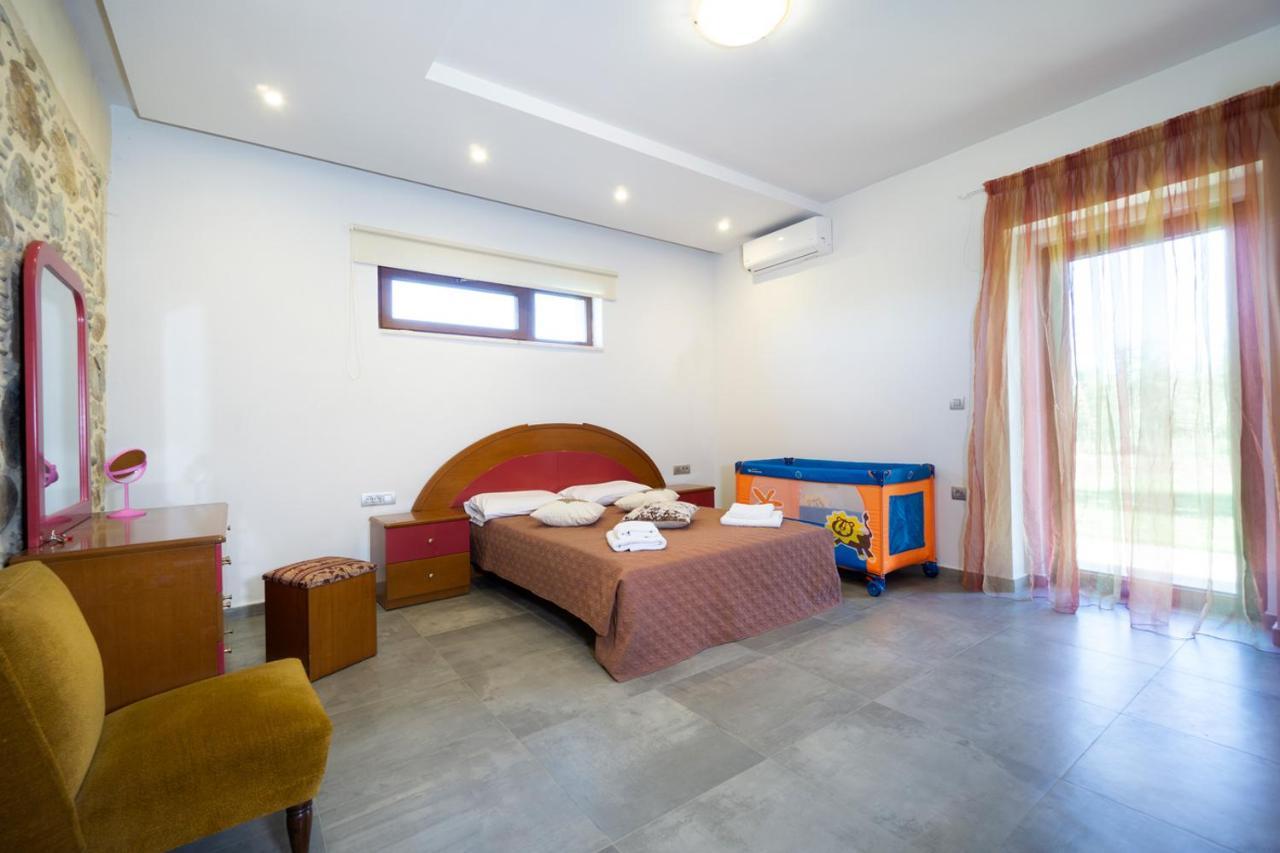 Iridanos Villa Kíssamos Esterno foto